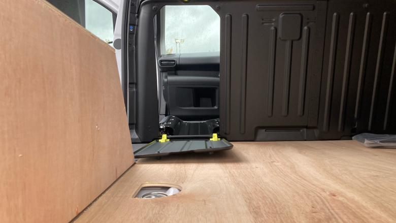 Peugeot Partner Standard Diesel 1.5 BlueHDi 100 Asphalt Van